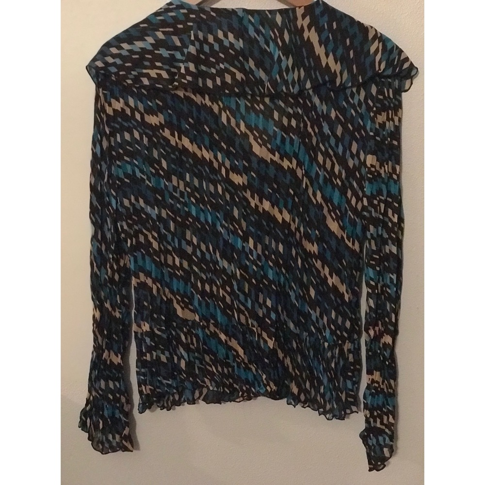 NICOLA RUFFLE BLOUSE SIZE XL - Picture 2 of 4